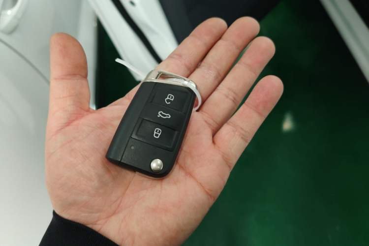 Used Volkswagen Tayron 2022 280TSI Two-Wheel Drive Luxury Smart Connectivity Version
