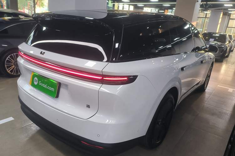 Used Li Auto Li Auto i8 2025 Standard Edition
