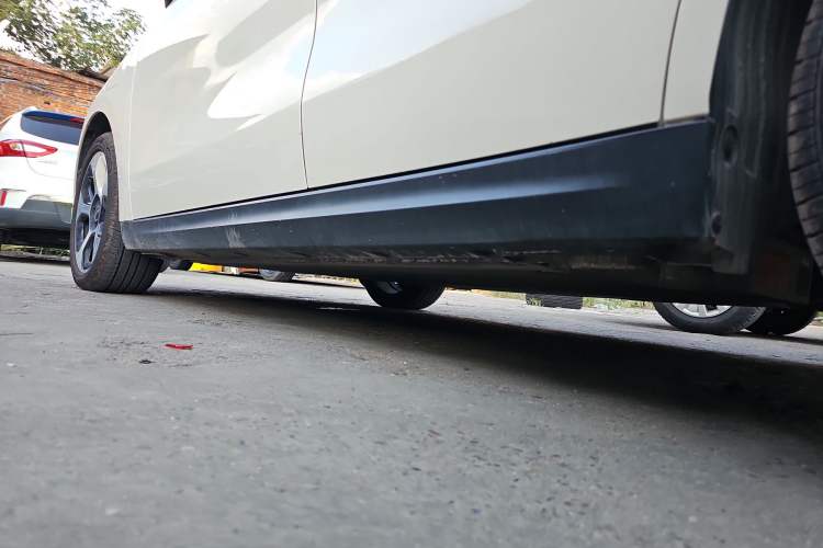 Used  3 2023 505km Pro