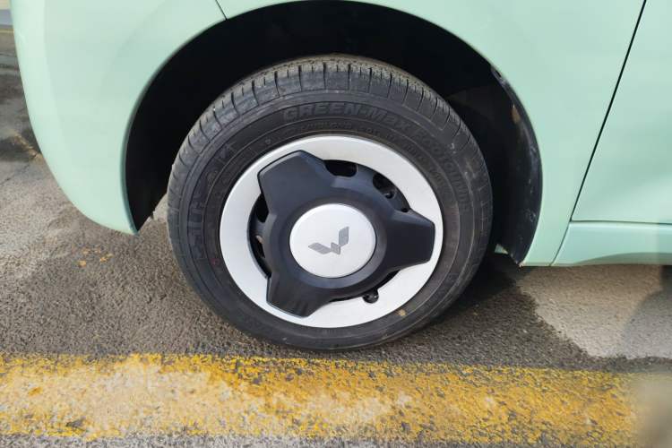 Used Wuling Hongguang MINIEV 2024 3rd Generation 215km Youth Edition
