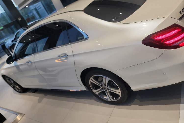 Used Mercedes-Benz E-Class 2019 E 260 L Sport Edition