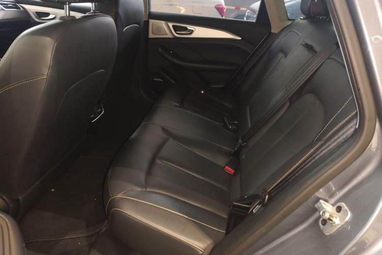 Used Roewe i6 MAX New Energy 2021 EV 500 Skyroof Deluxe Edition
