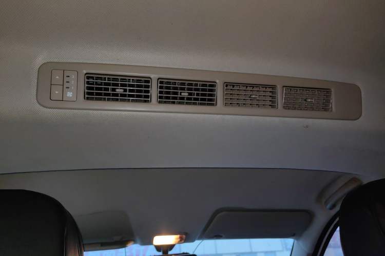 Used Wuling Hongguang 2019 1.5L S Standard Version China VI LAR
