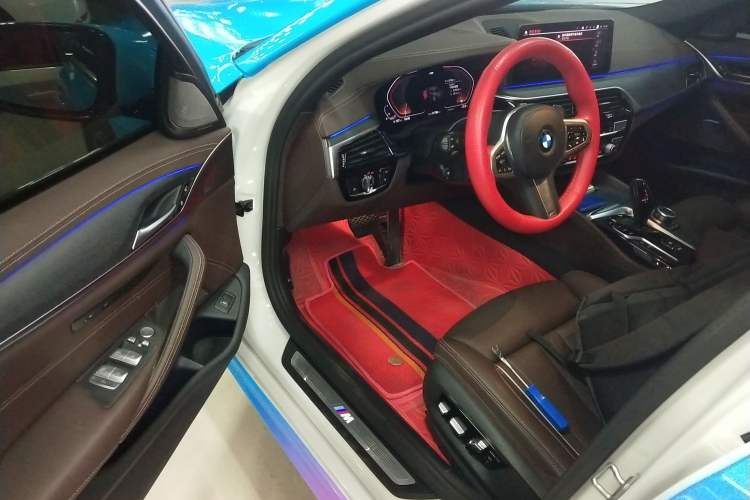 Used BMW 5 Series 2022 Second Facelift 530Li Luxury Version M Sport Package
