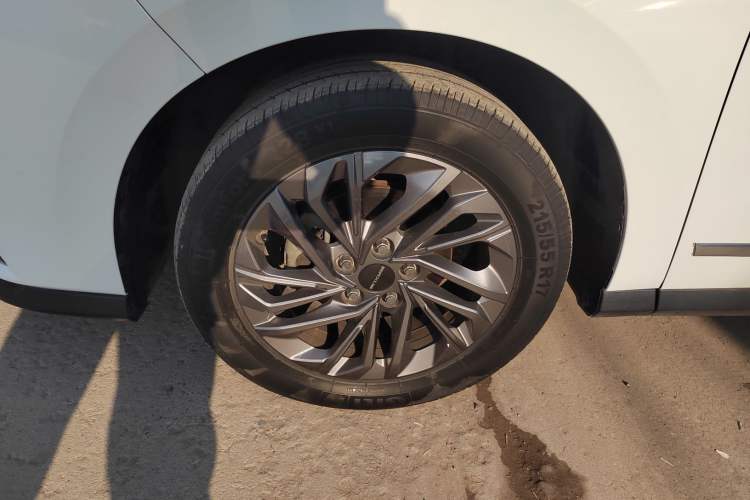 Used SAIC MAXUS G50 2019 1.5T First Edition Automatic Luxury Version 6 Seats
