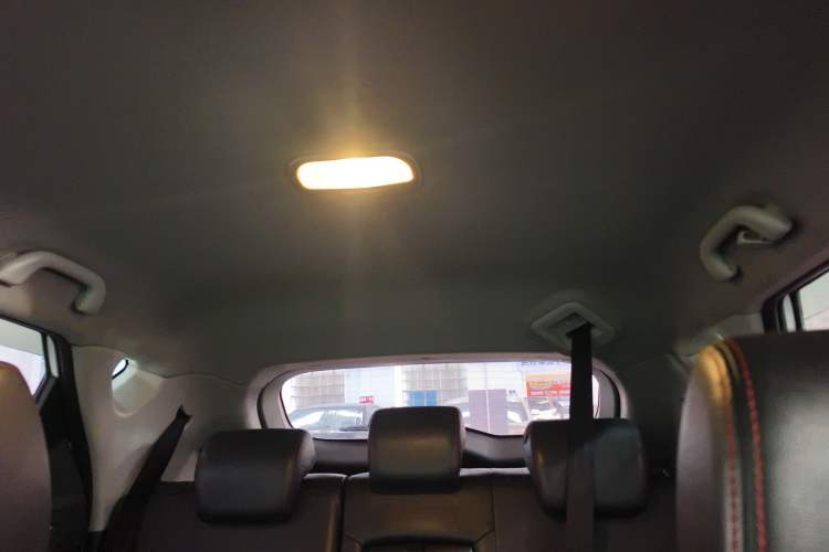 Used  Refine S3 2016 1.5L Manual Luxury Smart Version