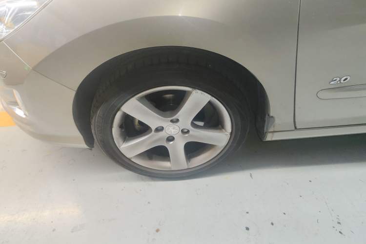 Used Peugeot 408 2013 2.0L Automatic Comfort Edition