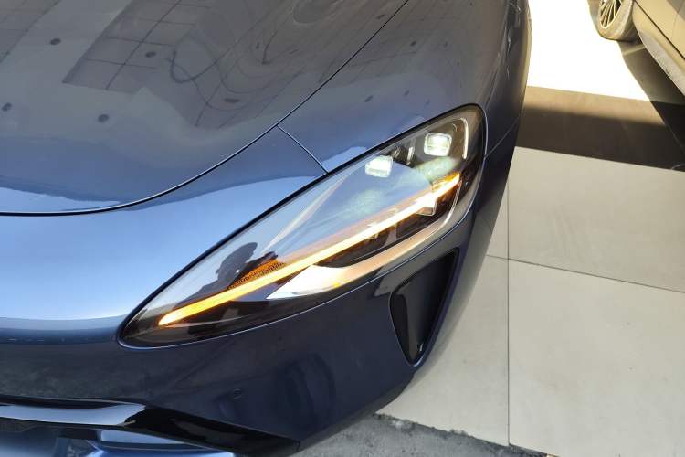 Used  SU7 2024 Rear-Drive Ultra-Long Range Advanced Pro-Level Intelligent Driving Version
