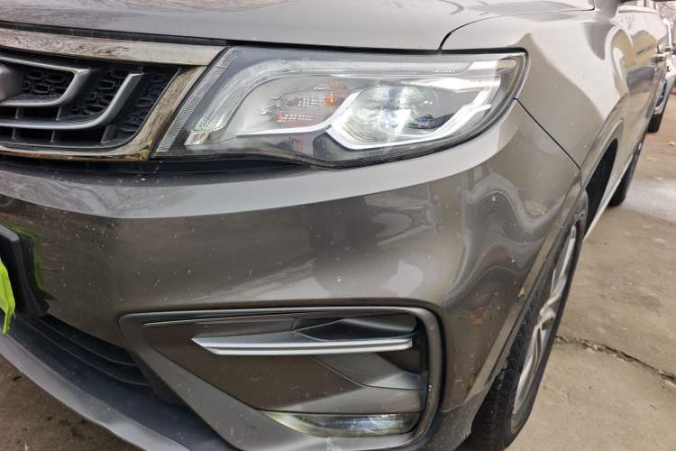 Used Geely Auto Emgrand X7 Sport 2020 1.8TD DCT Two-Wheel Drive Smart Connect 4G-Enabled Version
