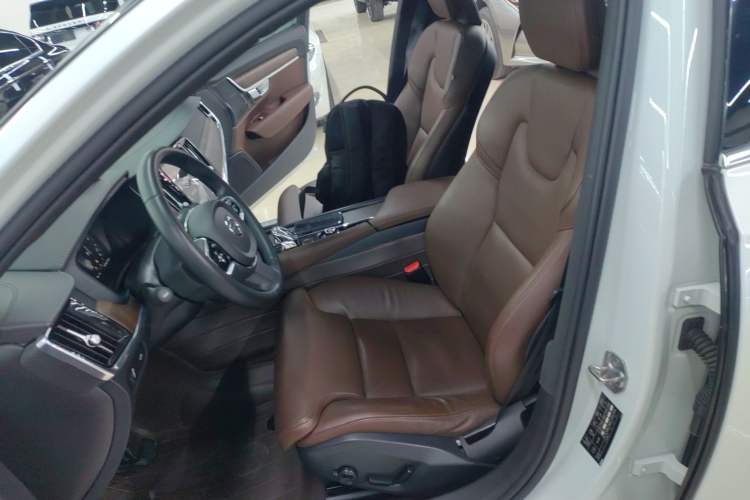 Used Volvo S90 2021 B5 Zhiyuan Luxury Edition
