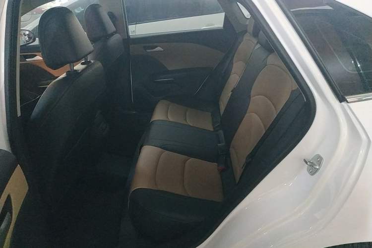 Used Chevrolet Monza 2022 320 Automatic Enjoyment Sunroof Version
