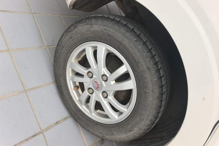 Used Wuling Hongguang 2019 1.5L S Comfort Edition China VI LAR
