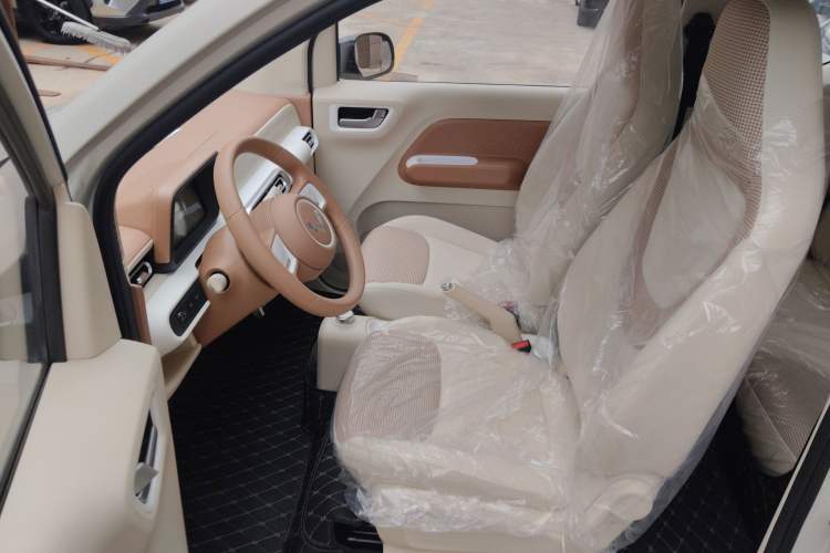 Used Wuling Hongguang MINIEV 2024 3rd Generation 215km Youth Edition
