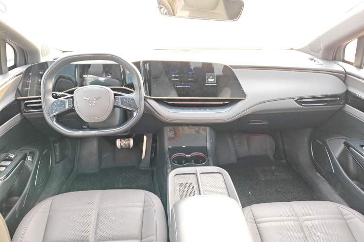 Used Hongqi EH7 2024 690 Pro
