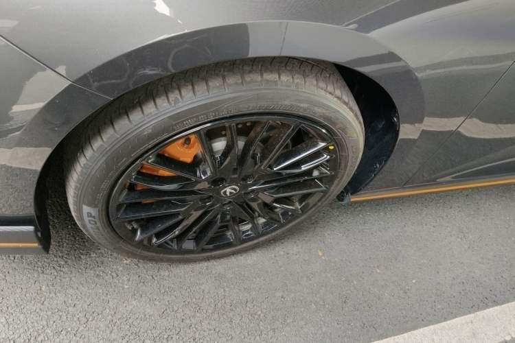 Used Changan UNI-V 2025 Model Third-Generation 1.5T 500Bar Prestige Sports Edition