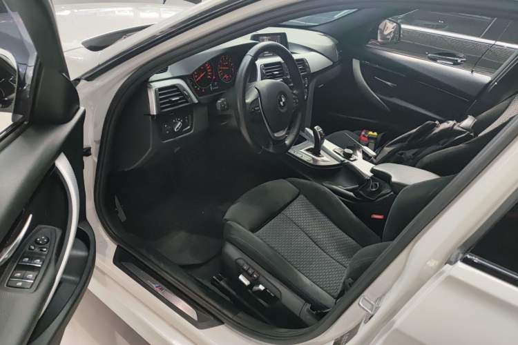 Used BMW 3 Series 2017 320i M Sport
