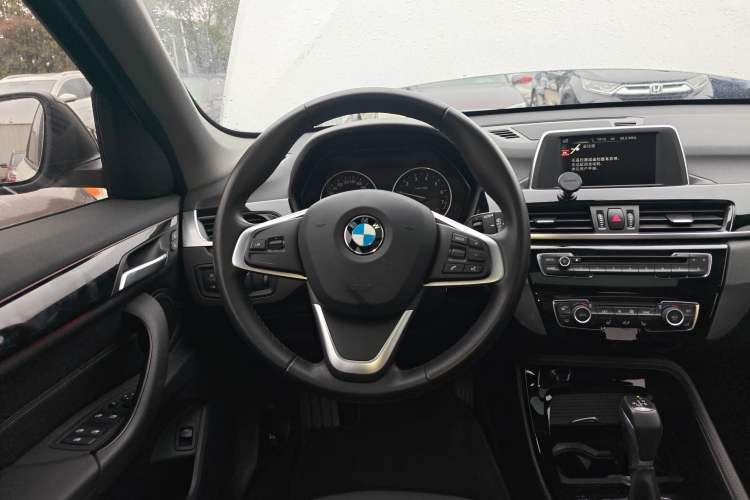 Used BMW X1 2016 sDrive20Li Luxury Model