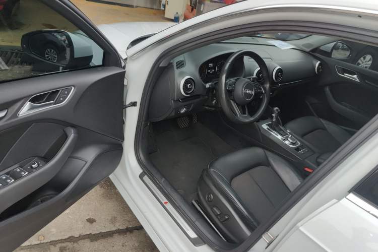 Used Audi A3 2020 Sportback 35 TFSI Fashion Edition China VI Emission Standard

