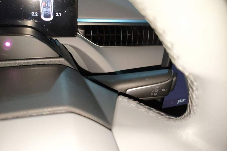 Used XPeng MONA M03 2024 620 with Ultra-Long Range
