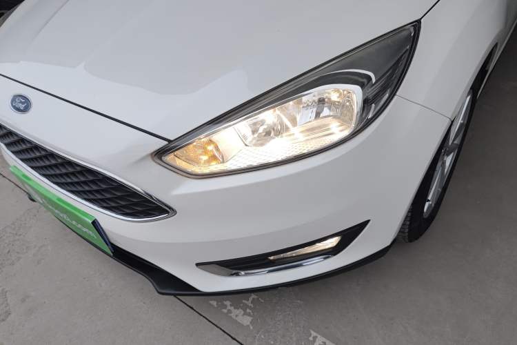 Used Ford Focus 2015 Hatchback EcoBoost 180 Automatic Elite Model