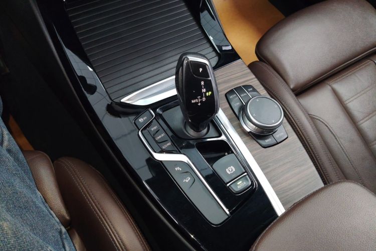 Used BMW X3 2018 xDrive28i Luxury Package China VI Emission Standard