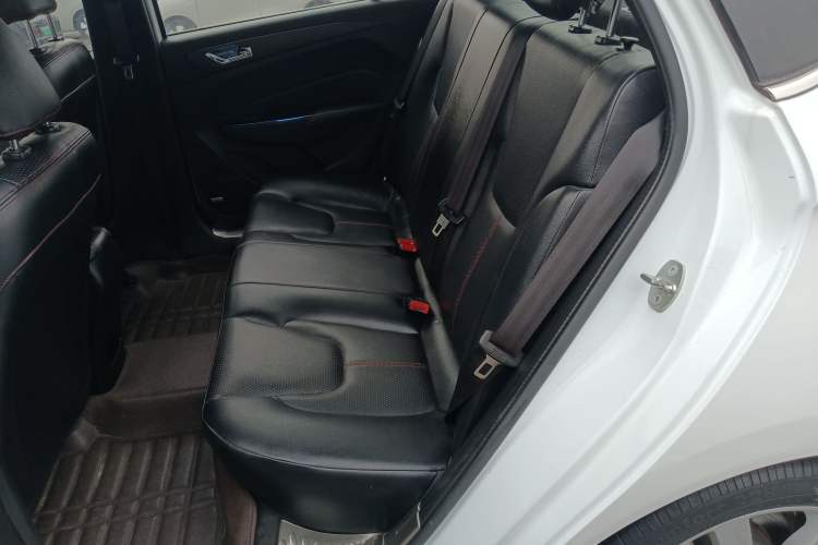 Used Chery Arrizo 5 2016 1.5L Manual Lingrui Edition
