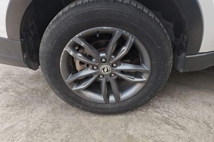 Used Dongfeng Fengon 580 2020 1.5T Manual Luxury Version
