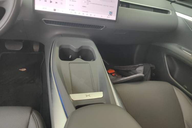 Used XPeng MONA M03 2024 620 with Ultra-Long Range
