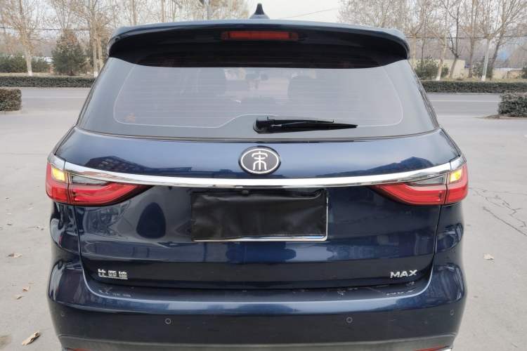 Used BYD Song MAX 2019 1.5T Automatic Smart Connect Prestige 7-Seater China V Standard