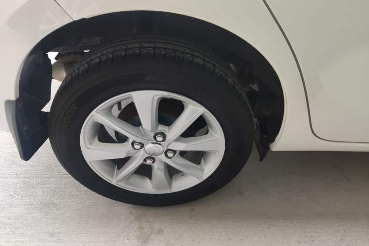 TDK.VehicleDetails.img