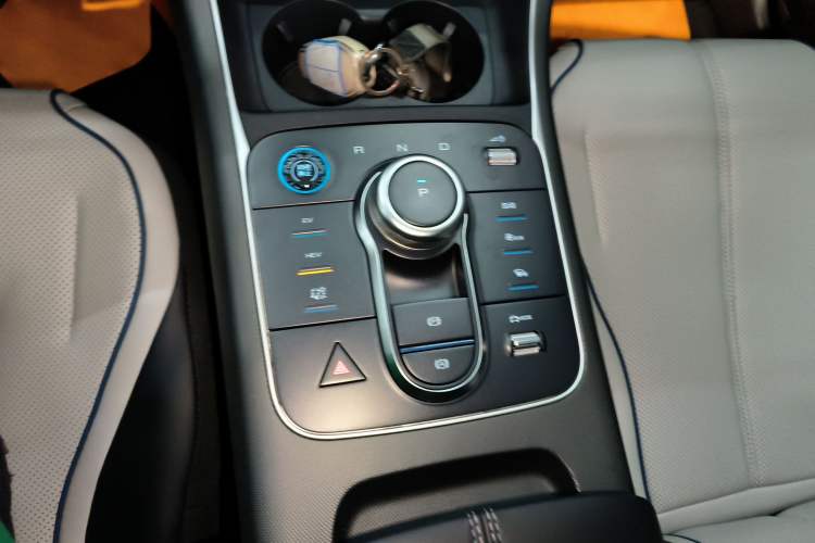 Used BYD Destroyer 05 2024 HONOR Edition DM-i 55KM Luxury Model
