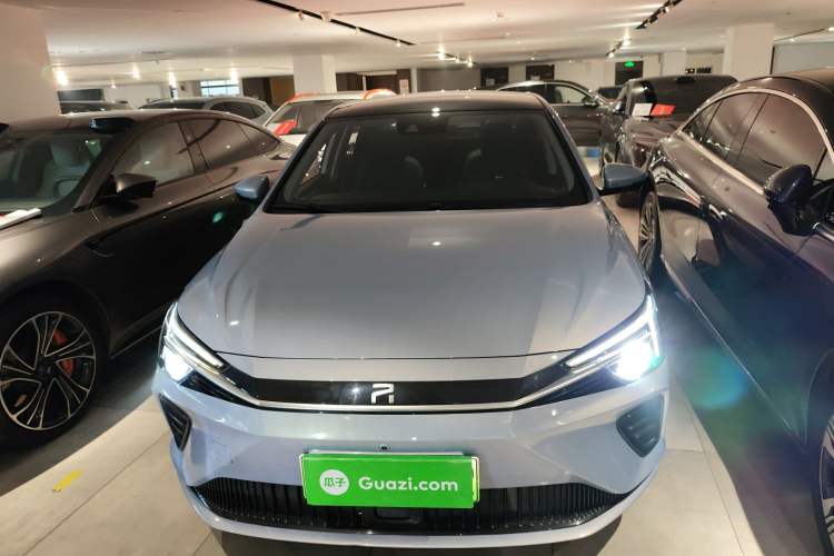 Used  ER6 2021 New Dynamic Edition 620km Smart Enjoyment Version
