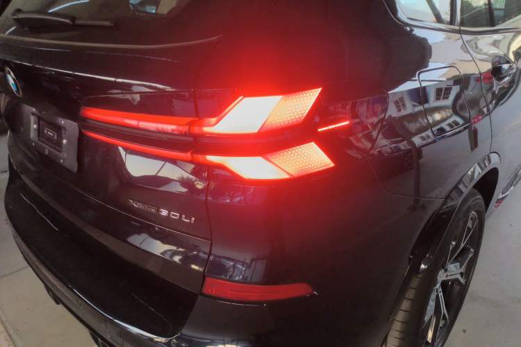 Used BMW X5 2023 xDrive 30Li Luxury M Sport Night Edition Package