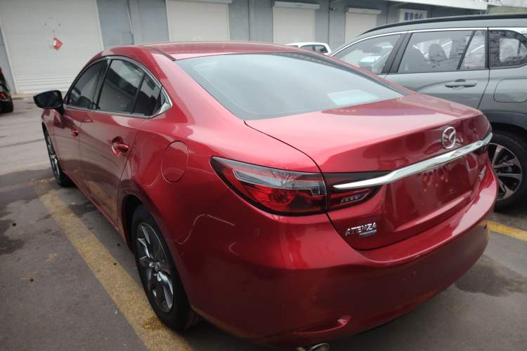 Used Mazda Atenza 2021 2.0L Blue Sky Luxury Edition
