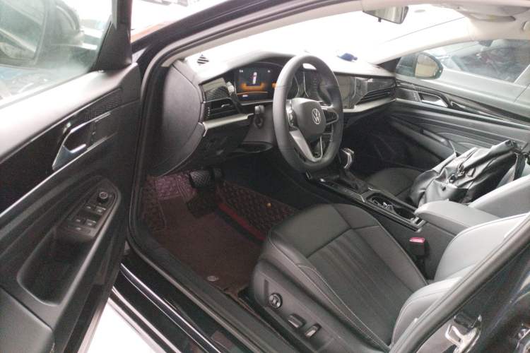 Used Volkswagen Passat 2023 280TSI Business Edition
