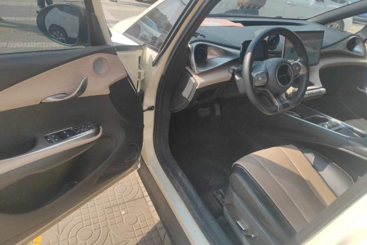 Used BYD Dolphin 2023 420 km Fashion Edition