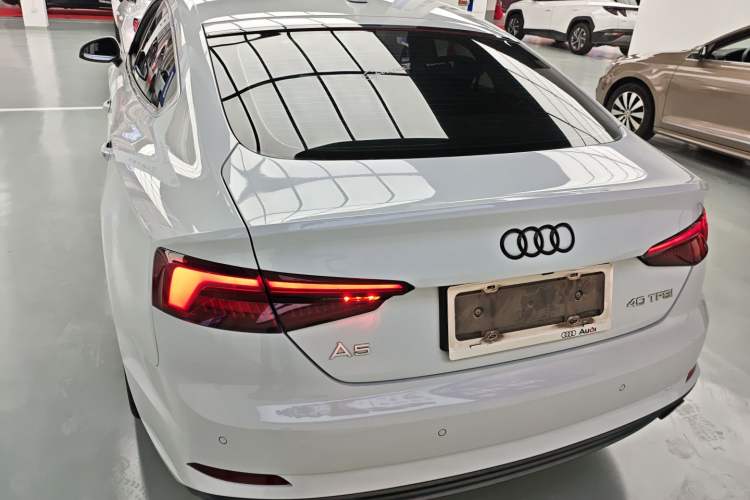 Used Audi A5 2017 Sportback 40 TFSI Fashion Model
