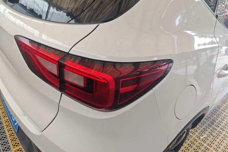 Used MG ZS 2017 1.5L Automatic Luxury Internet Edition
