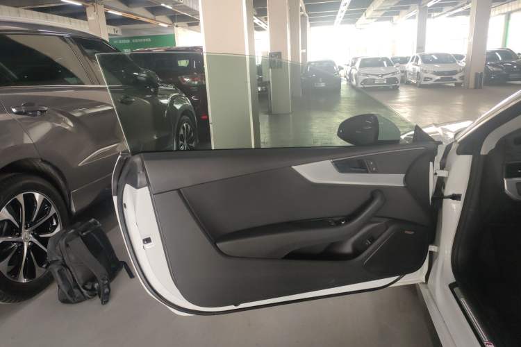 Used Audi A5 2019 Coupe 40 TFSI Fashion Edition China V Emission Standard
