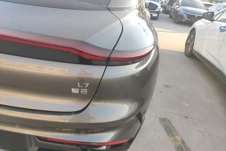 Used  L7 2022 Dynamic Model
