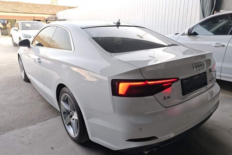 Used Audi A5 2020 Coupe 40 TFSI Fashion Edition China VI Emission Standard
