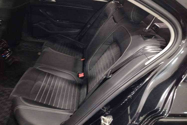 Used Volkswagen Magotan 2020 330TSI DSG Luxury Edition
