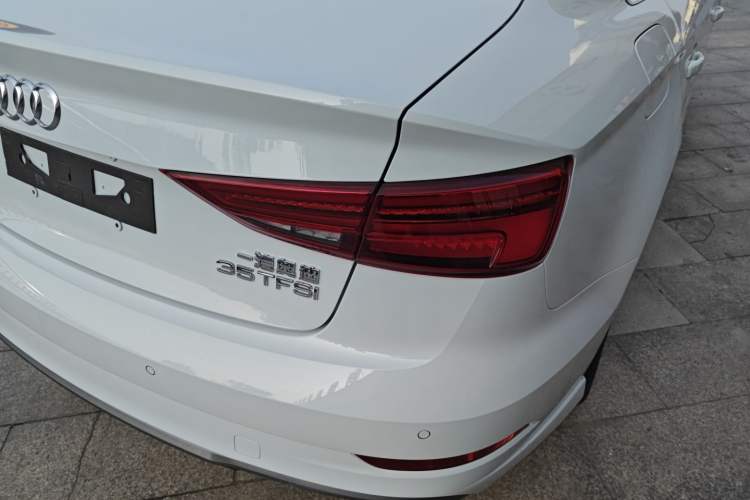 Used Audi A3 2020 Limousine 35 TFSI Fashion Edition China VI Emission Standard