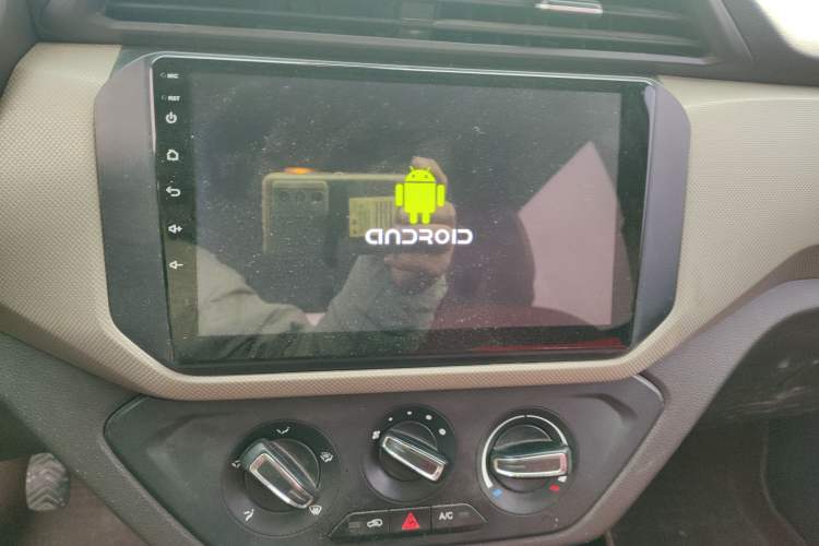 Used Wuling Hongguang 2019 1.5L S Standard Version China VI LAR
