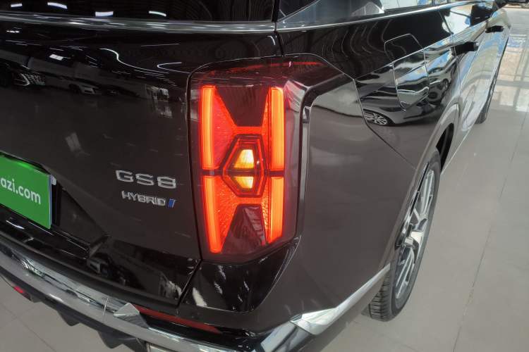 Used GAC Trumpchi GS8 2022 Dual-Engine Series 2.0TM Two-Wheel Drive Prestige Edition (7 Seats)
