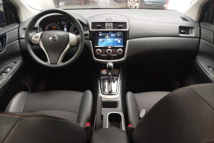 Used Nissan Tiida 2019 1.6L CVT Smart Drive Version China VI Standard