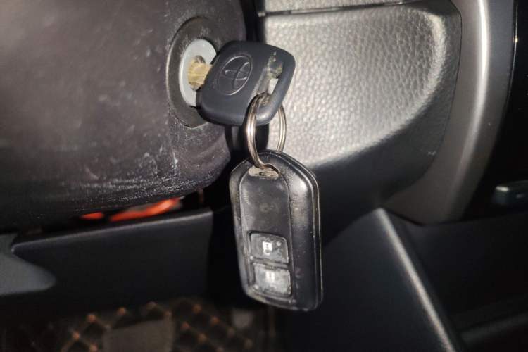 Used Toyota YARiS L 2021 X-Trail 1.5L CVT Leading Edition