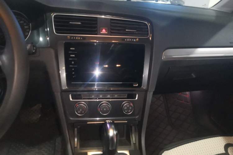 Used Volkswagen Golf 2020 200TSI DSG Comfortable and Ambitious Edition