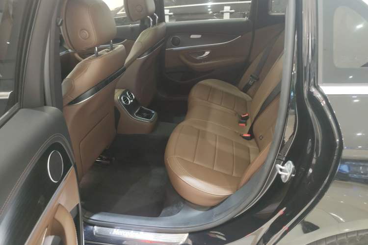 Used Mercedes-Benz E-Class 2023 Restyled E 300 L Sporty and Stylish Edition
