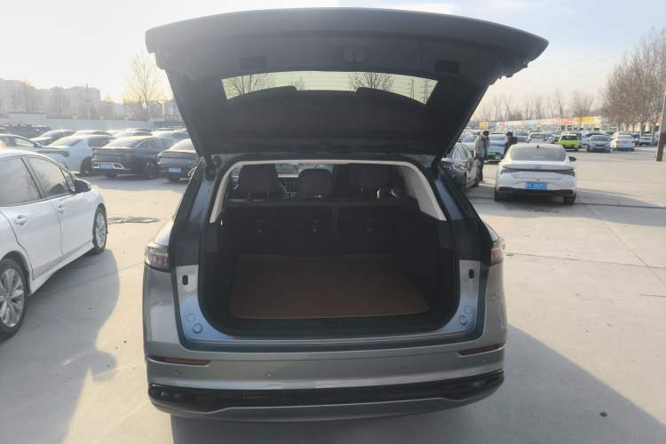 Used Chery Tiggo 9 C-DM 2025 1.5T 106KM Ultra-Enjoyment Version 5 Seats Lithium Iron Phosphate